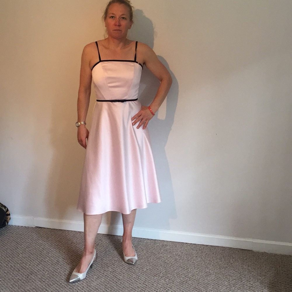 Dress - Picture 3 of 6